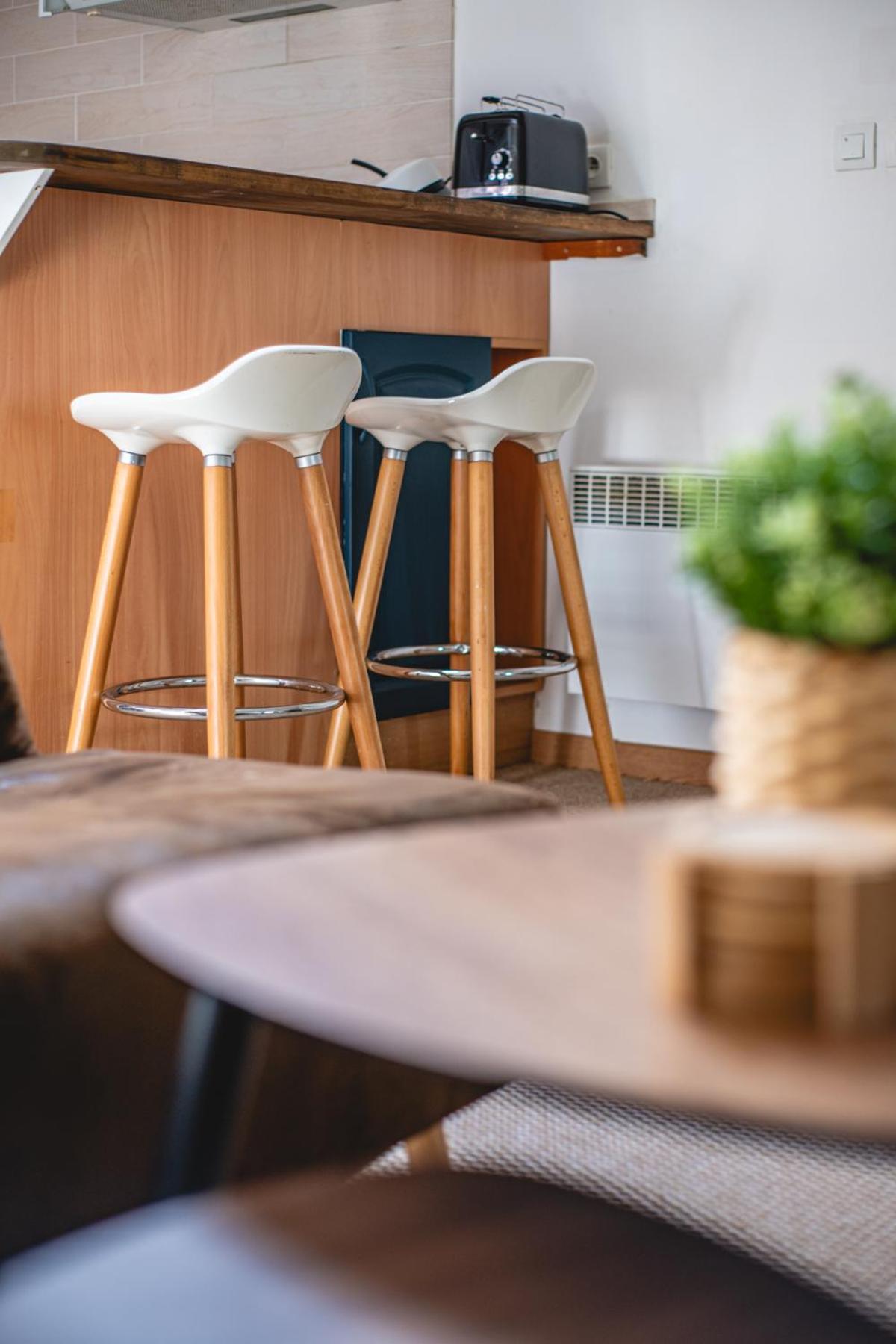 Le Nid - Hyper Centre Cholet - 25 Min Puy Du Fou Apartment Ngoại thất bức ảnh